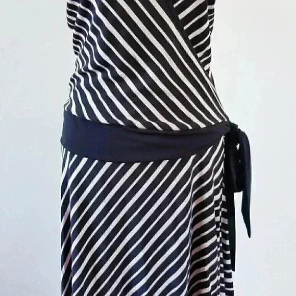 Max Studio Stripe Short Sleeve Asymmetrical Dress S - Picture 4 of 6